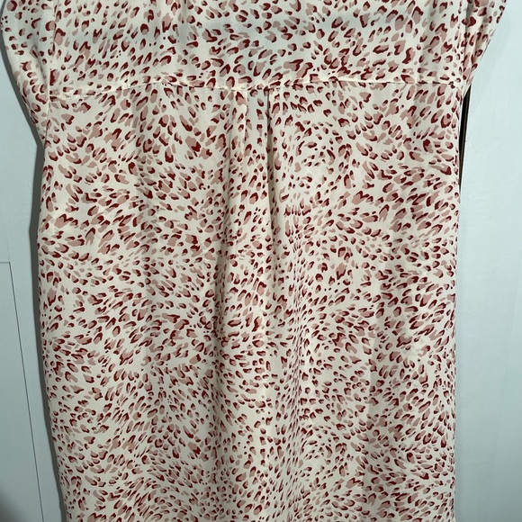 Maurices Cream and Red Patterned Blouse - Picture 6 of 9